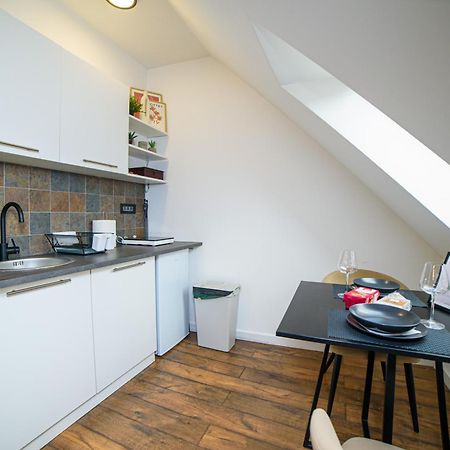 Promenada Apartmani ซลาตีบอร์ ภายนอก รูปภาพ